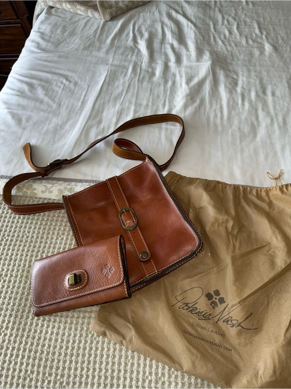 Patricia Nash crossbody with matching wallet